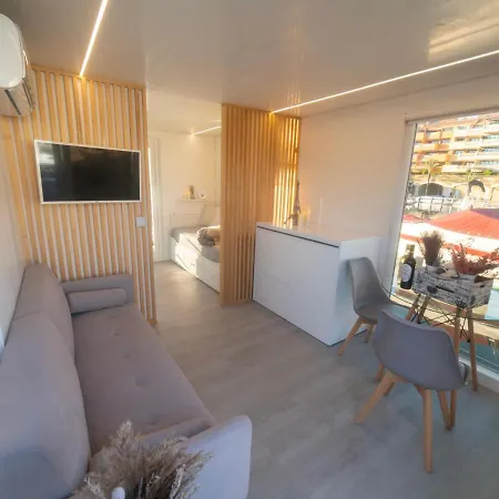 Båthotell La Maison De La *