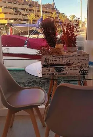 La Maison De La Hotel en barco Sotogrande