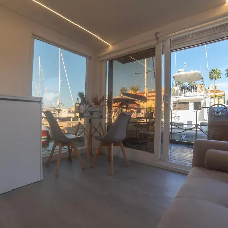 La Maison De La Botel
